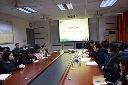 说明: E:\桂恒俊辅导员工作\其它\新闻\酷爱成人网
新闻部:选调生之路 华农人在基层\酷爱成人网
新闻部:选调之路 华农人在基层\2.jpg